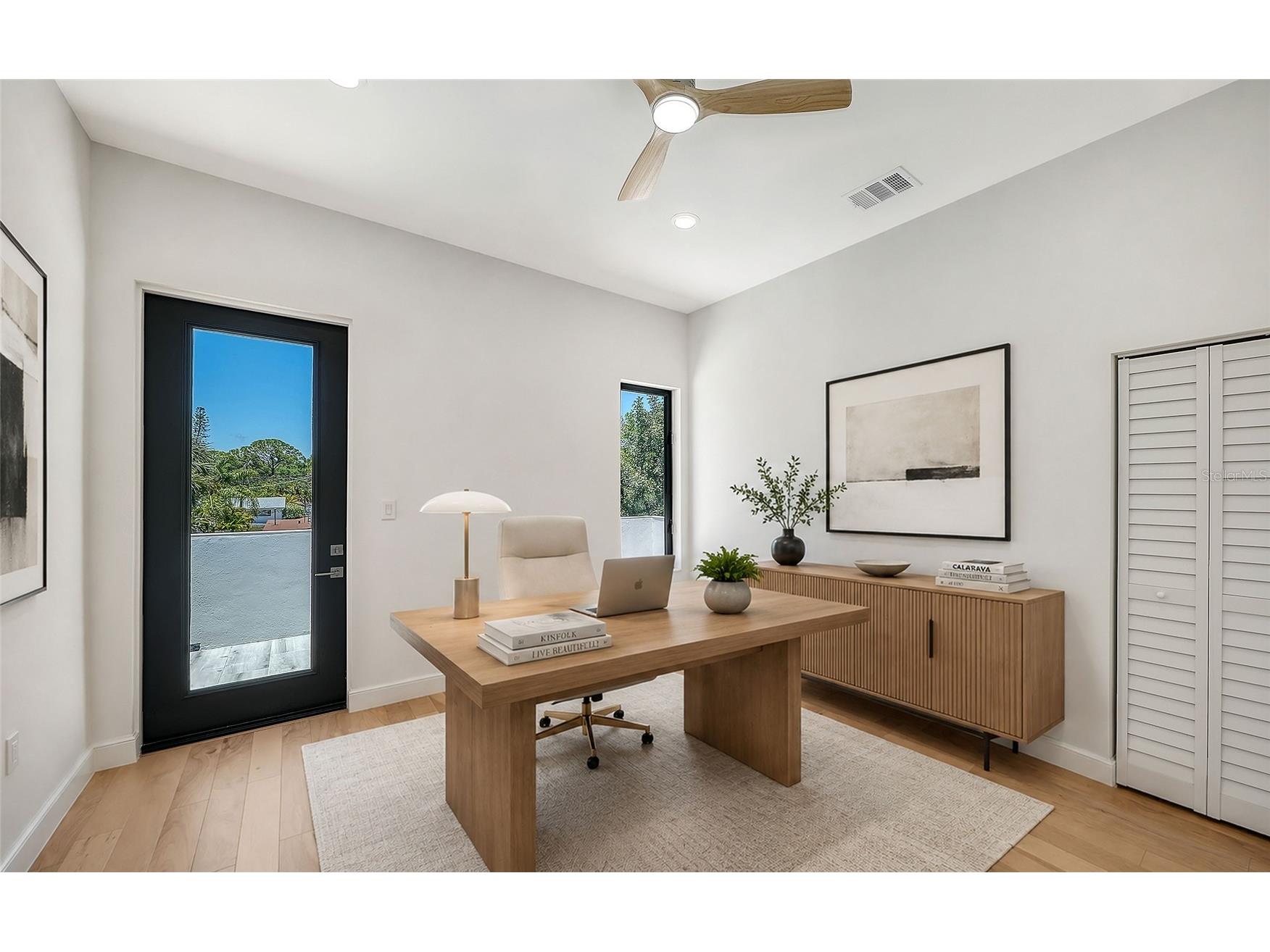 2483 Bay Street Sarasota FL 34237 A4698594 image41