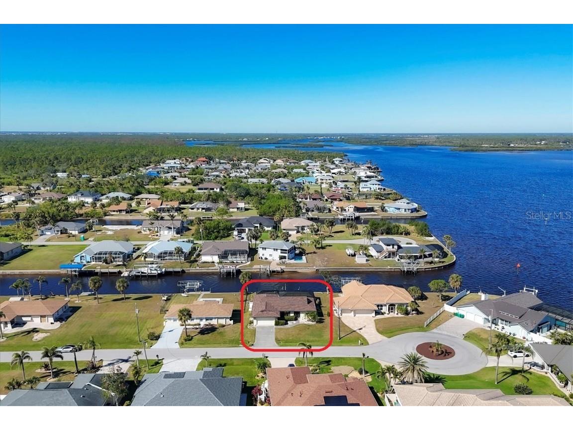 2483 Dixon Terrace Port Charlotte FL 33981 - MYAKKA RIVER CHARLOTTE HARBOR D6139873 image1