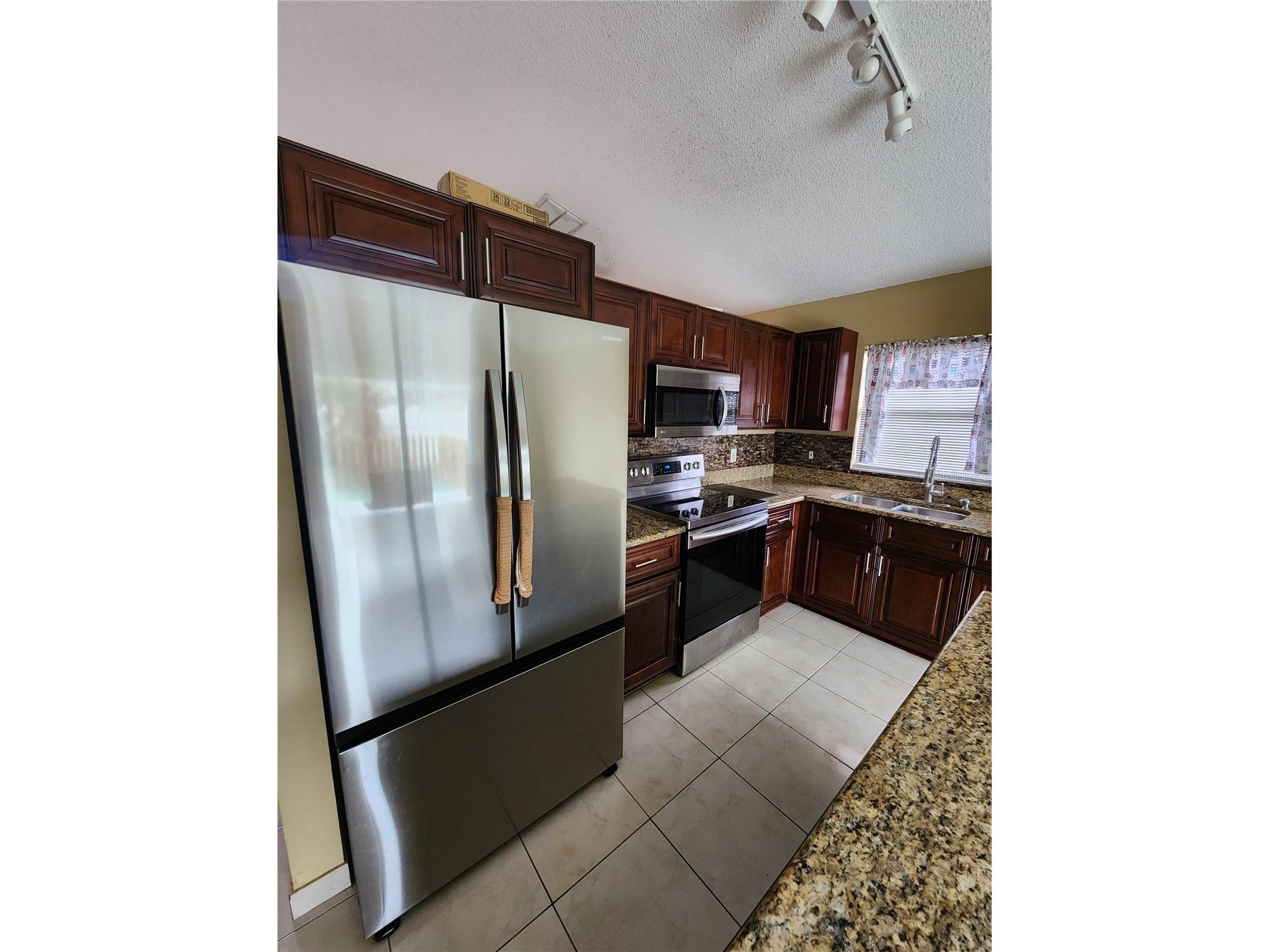 2483 Shelby Circle Kissimmee FL 34743 O6350391 image10