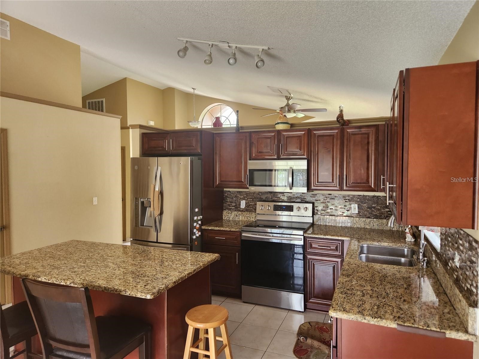 2483 Shelby Circle Kissimmee FL 34743 O6350391 image15