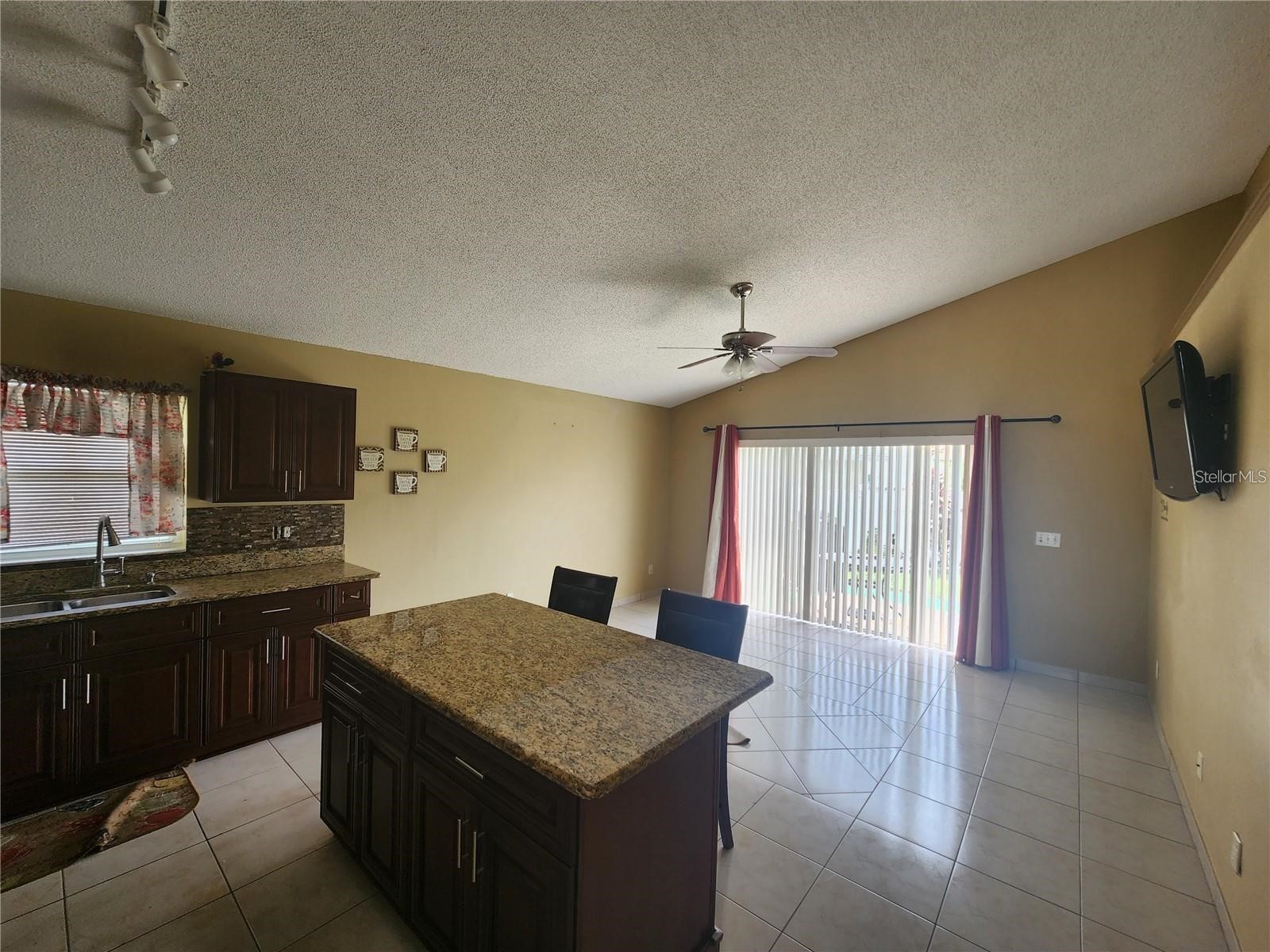 2483 Shelby Circle Kissimmee FL 34743 O6350391 image8
