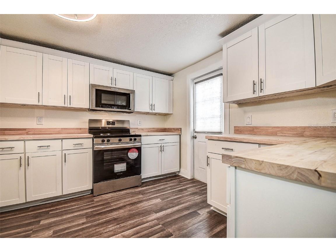 2484 Bayshore Boulevard Dunedin FL 34698 TB8422281 image12