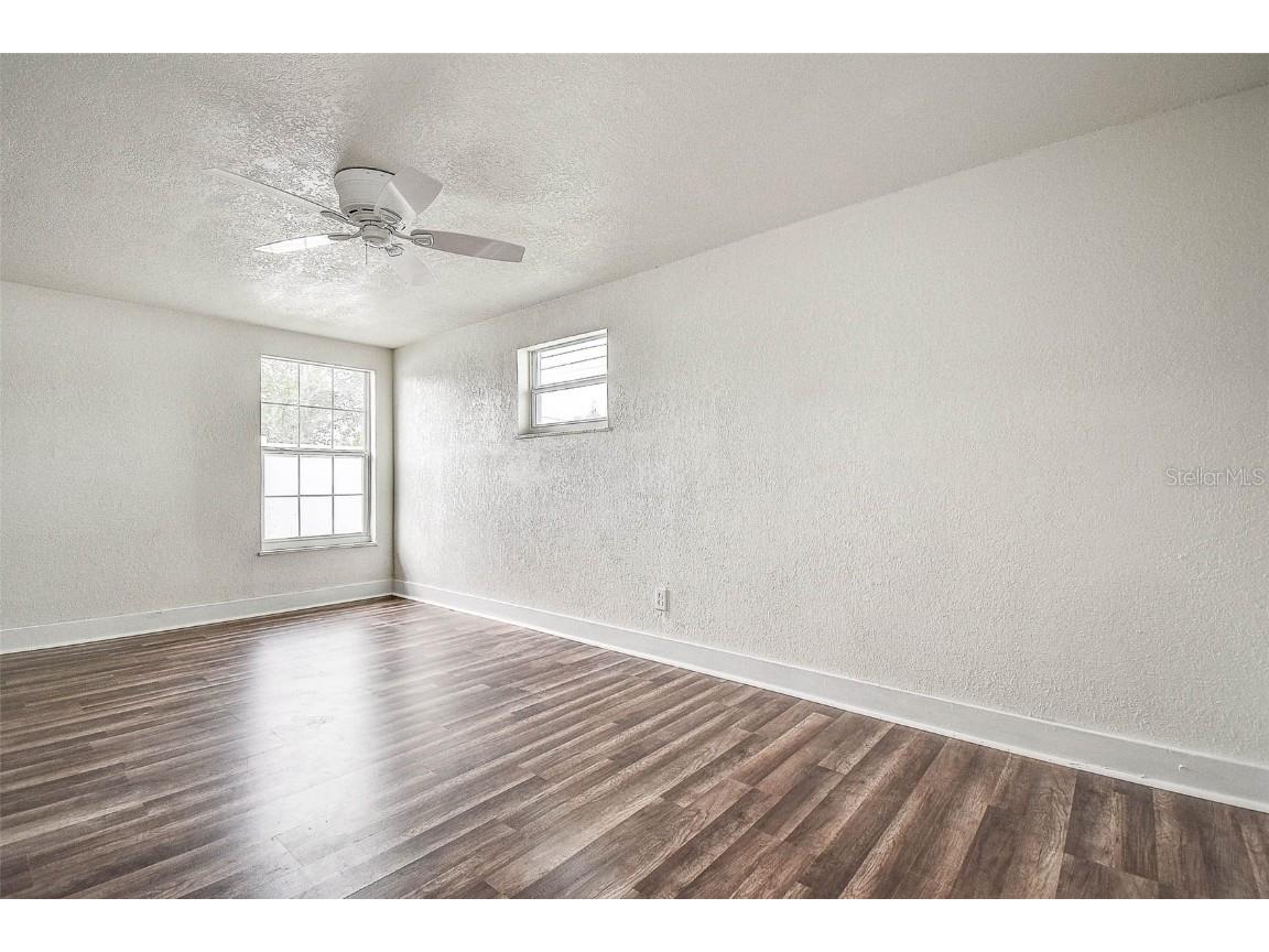 2484 Bayshore Boulevard Dunedin FL 34698 TB8422281 image22