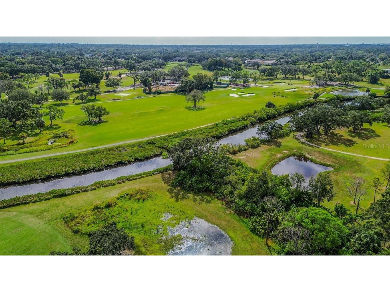 2484 Bayshore Boulevard Dunedin FL 34698 TB8422281 image32