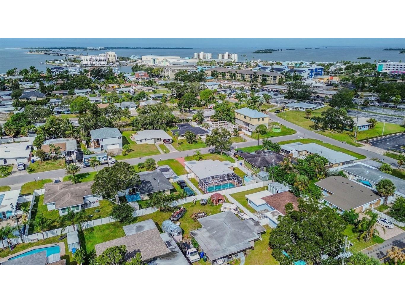 2484 Bayshore Boulevard Dunedin FL 34698 TB8422281 image35