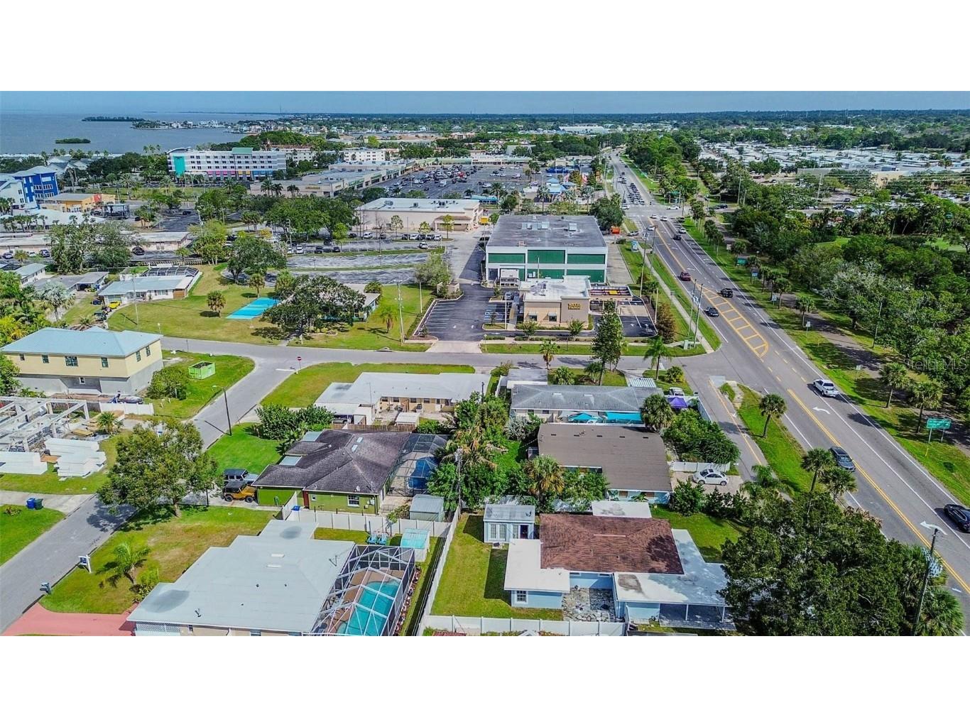 2484 Bayshore Boulevard Dunedin FL 34698 TB8422281 image36