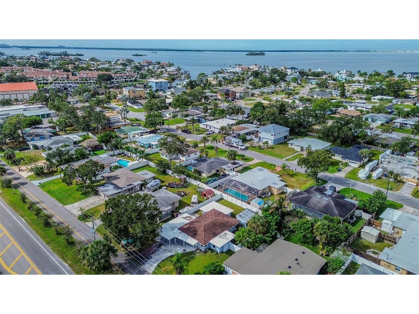 2484 Bayshore Boulevard Dunedin FL 34698 TB8422281 image39