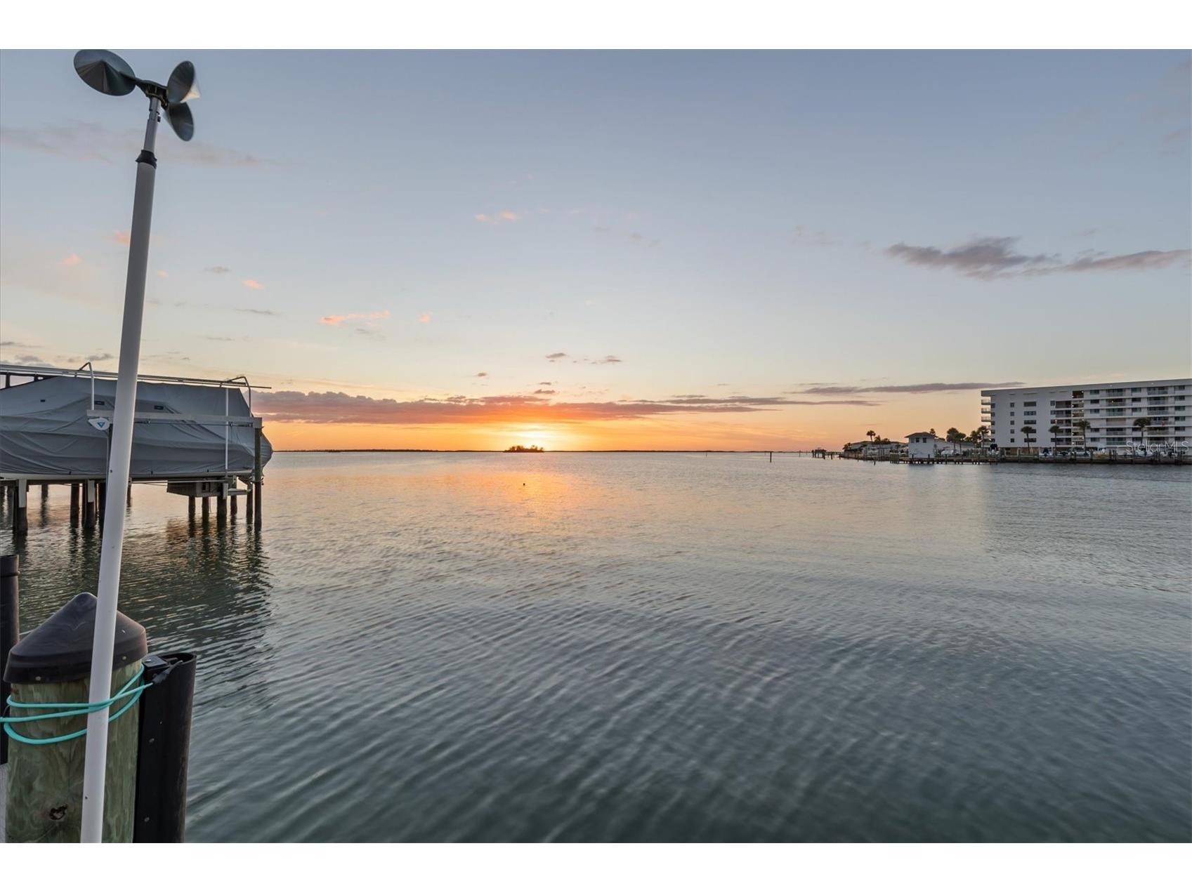 2484 Baywood Drive W Dunedin FL 34698 - ST. JOSEPH SOUND TB8458561 image1