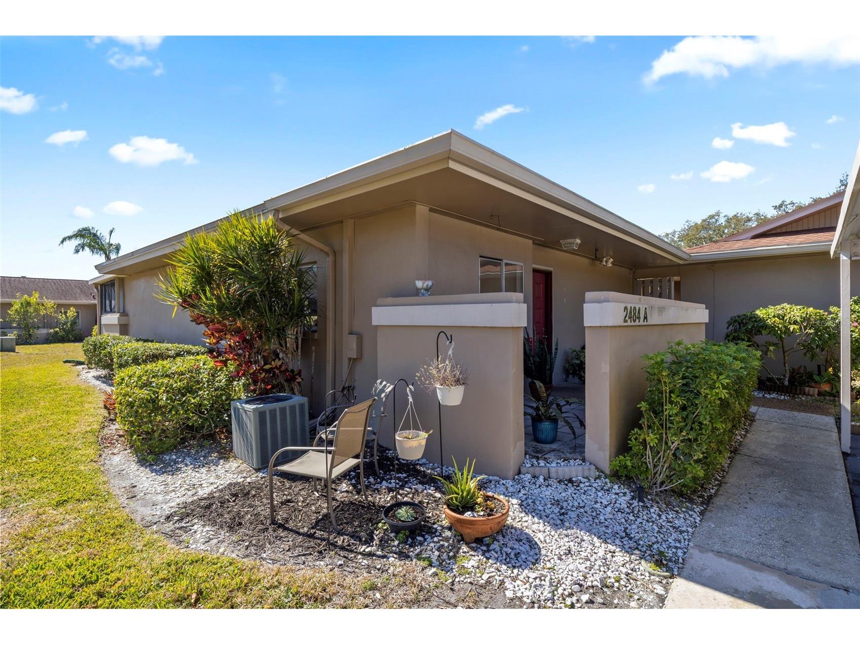 2484 Laurelwood Drive #A Clearwater FL 33763 TB8469220 image1