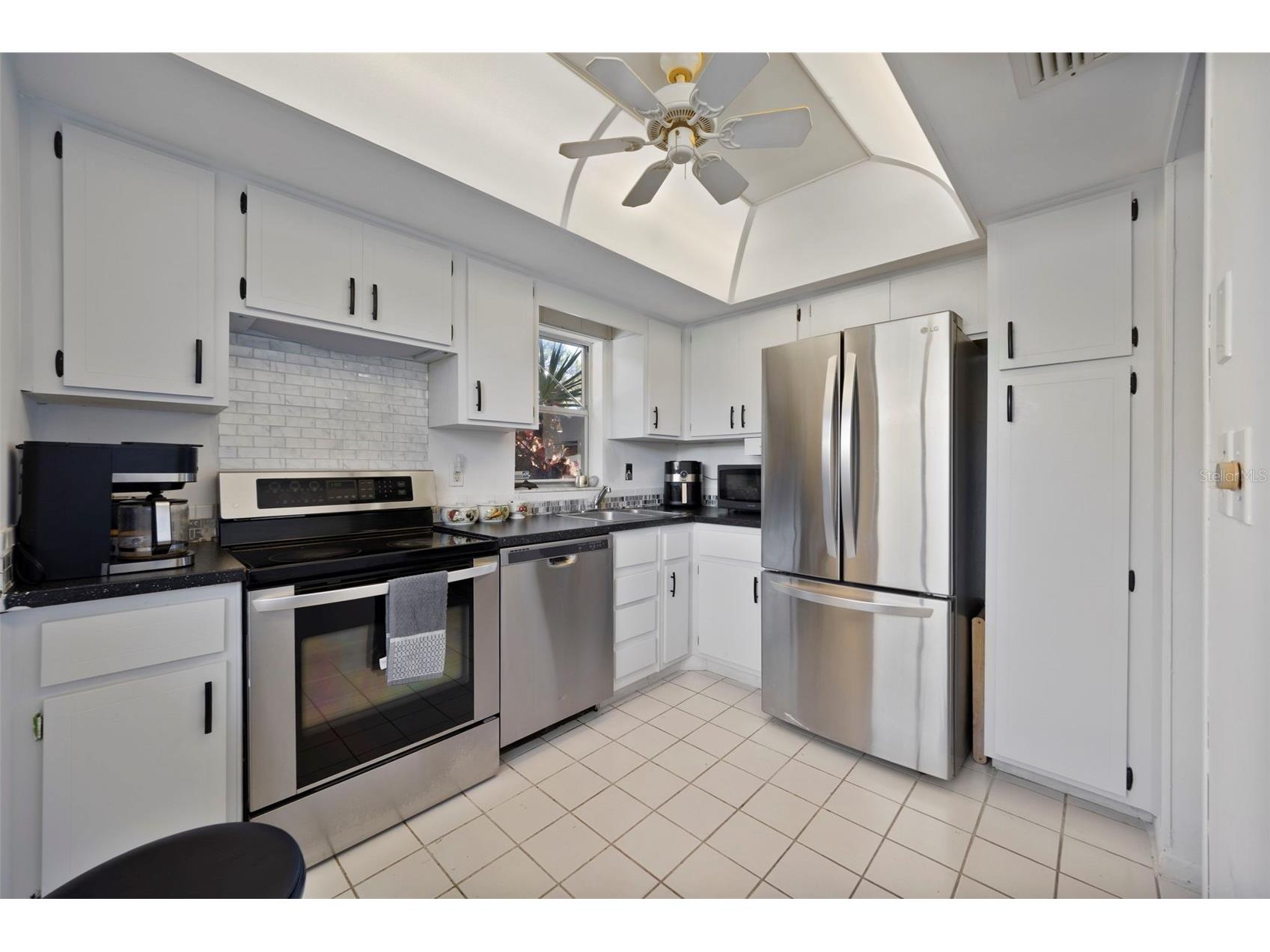 2484 Laurelwood Drive #A Clearwater FL 33763 TB8469220 image18