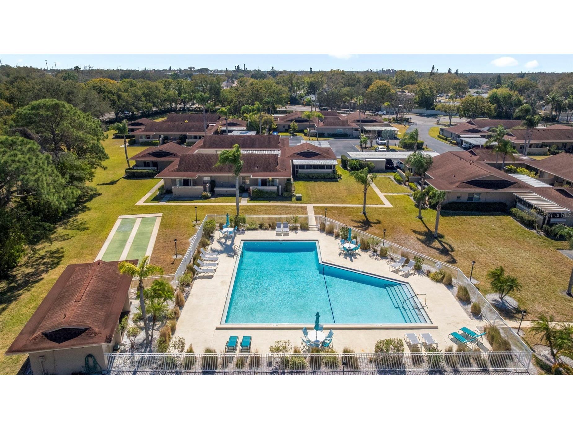 2484 Laurelwood Drive #A Clearwater FL 33763 TB8469220 image41