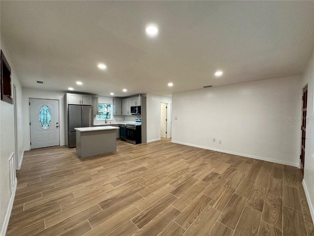 2484 Nash Street Clearwater FL 33765 TB8455117 image5