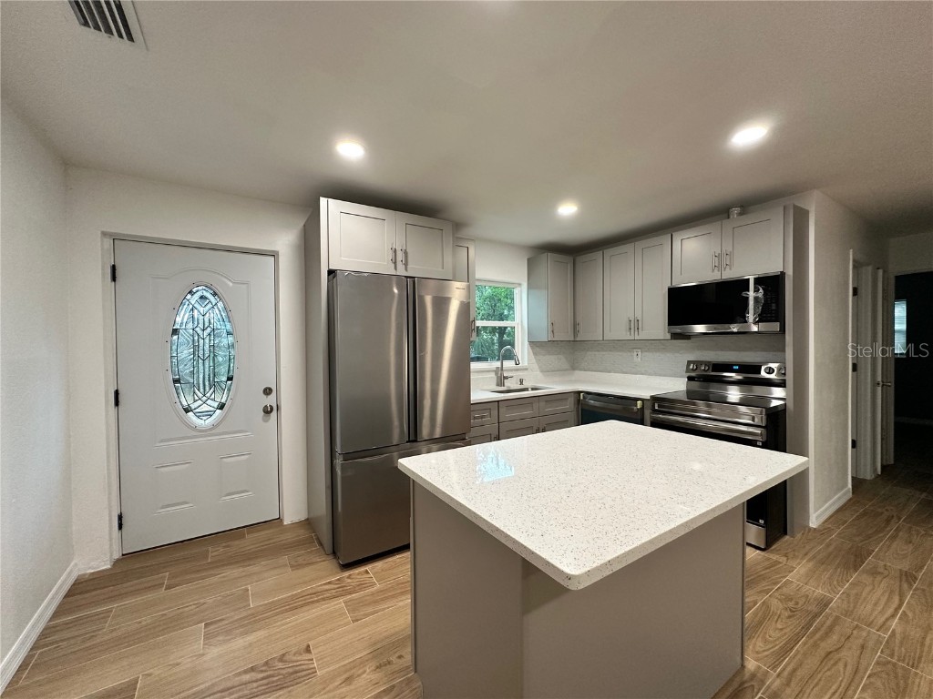 2484 Nash Street Clearwater FL 33765 TB8455117 image8