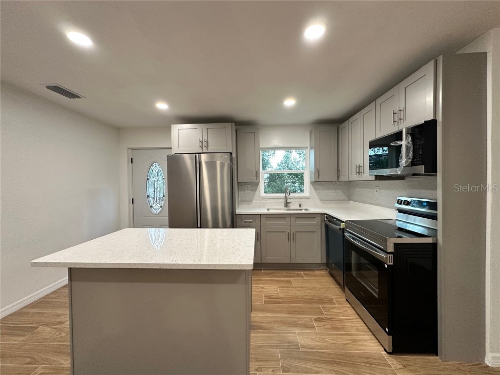 2484 Nash Street Clearwater FL 33765 TB8455117 image9