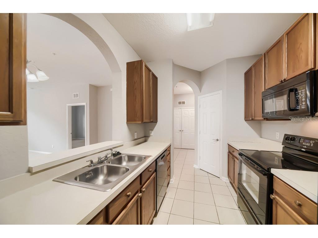 2484 San Tecla Street #204 Orlando FL 32835 O6412462 image10