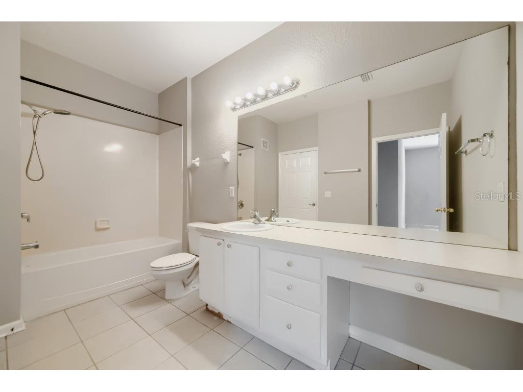 2484 San Tecla Street #204 Orlando FL 32835 O6412462 image18