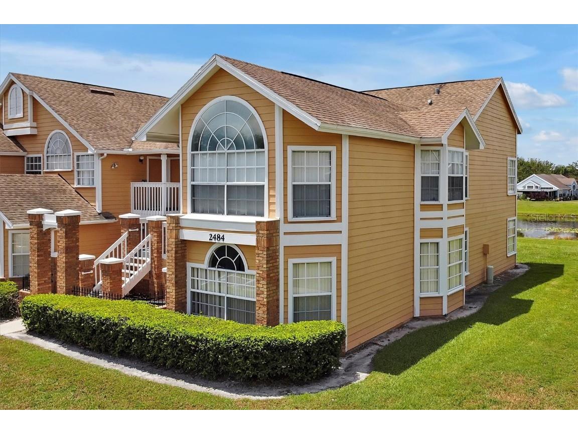 2484 Sweetwater Club Circle #90 Kissimmee FL 34746 O6134507 image1