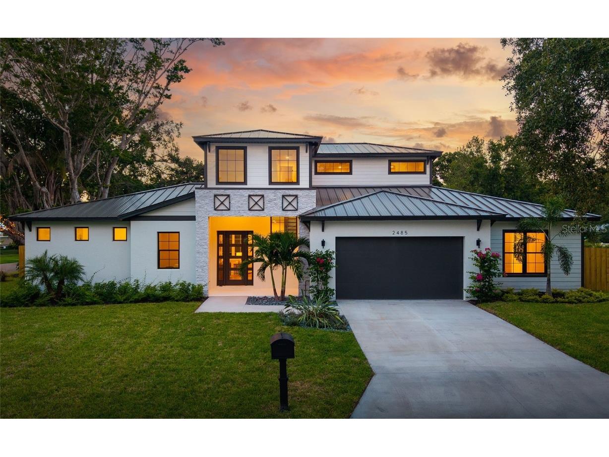 2485 S Milmar Drive Sarasota FL 34237 A4652094 image1