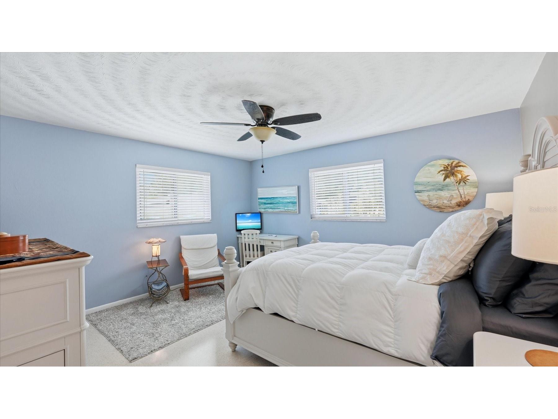 2486 Breakwater Circle Sarasota FL 34231 A4689678 image19