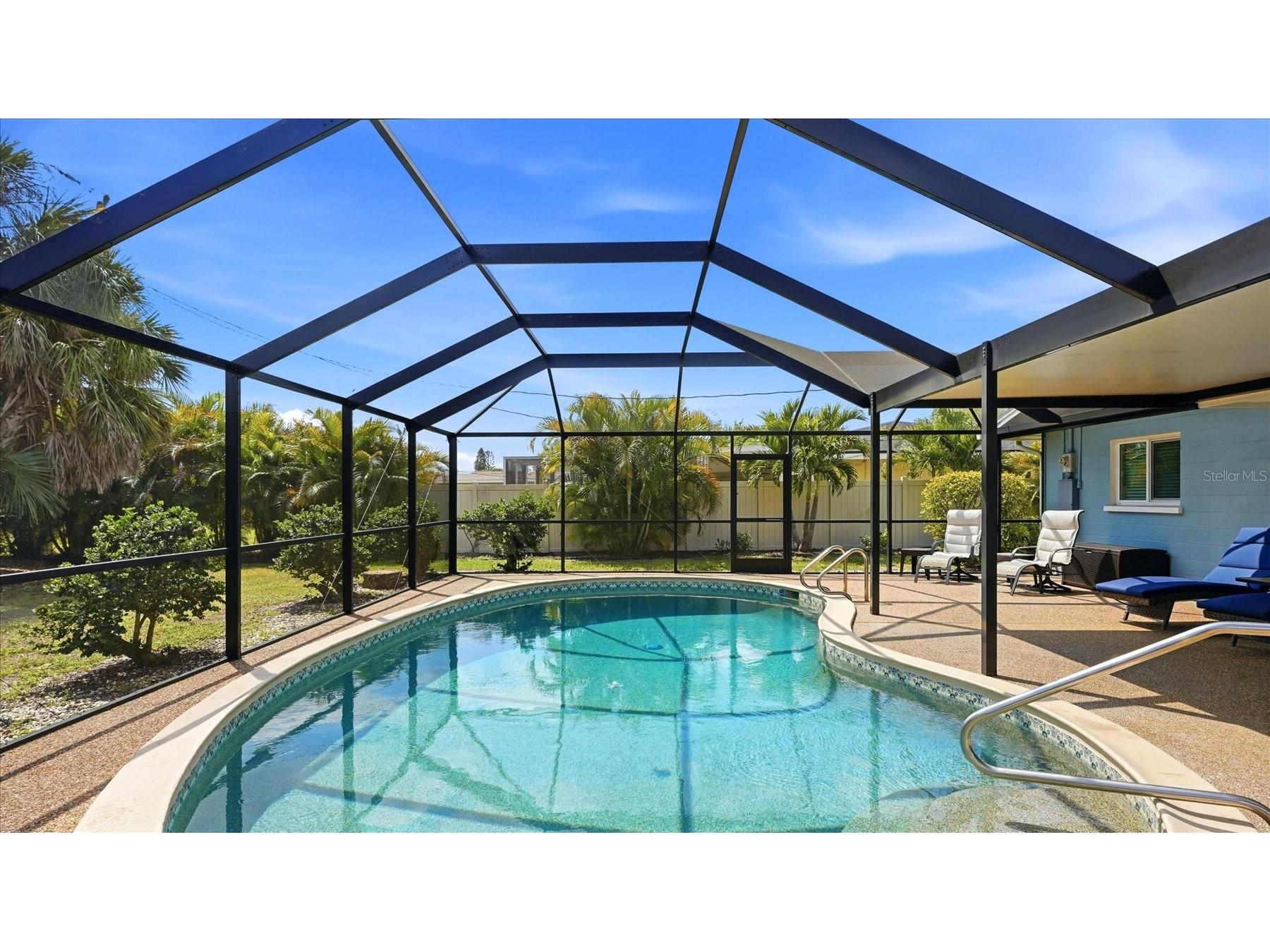2486 Breakwater Circle Sarasota FL 34231 A4689678 image33