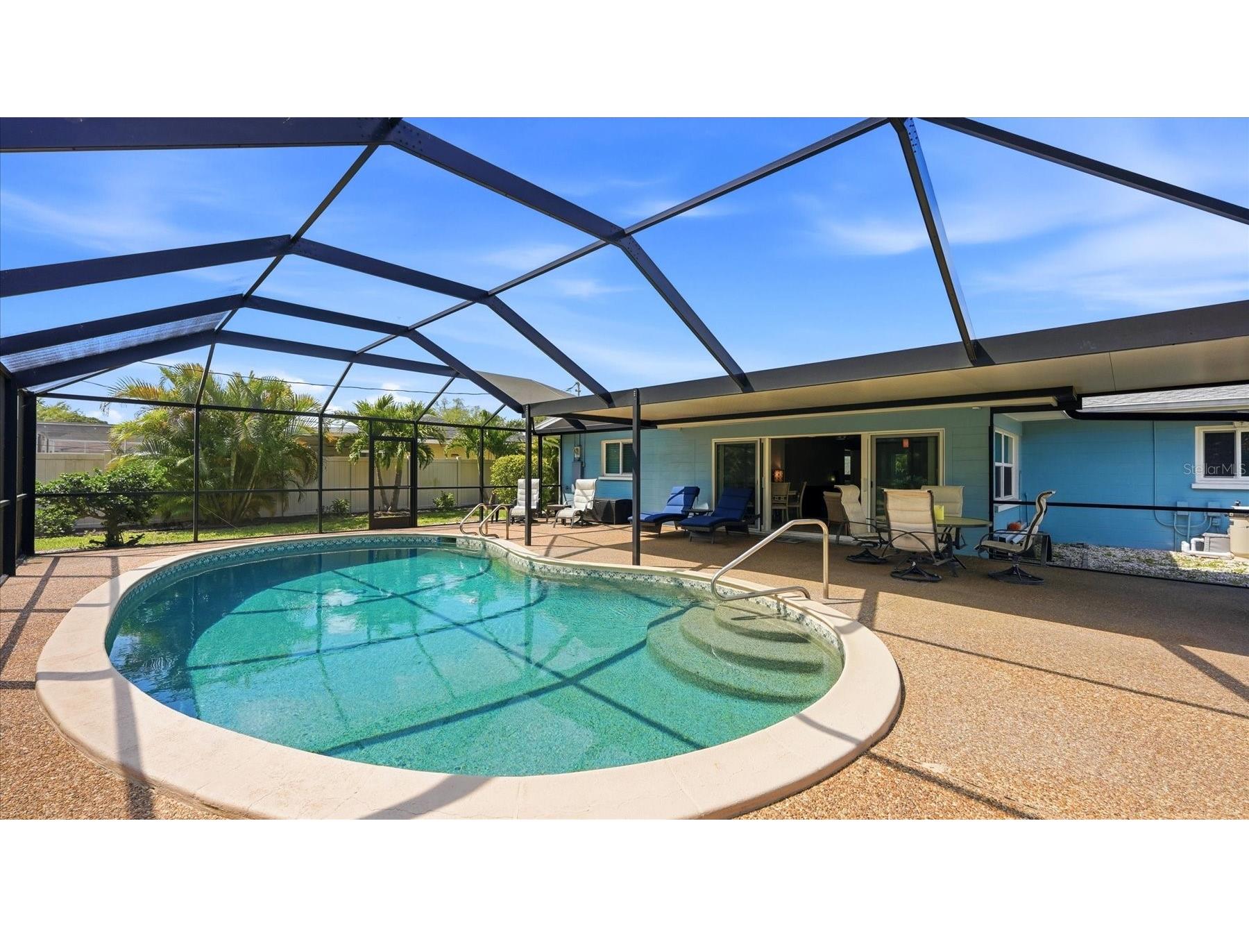 2486 Breakwater Circle Sarasota FL 34231 A4689678 image34