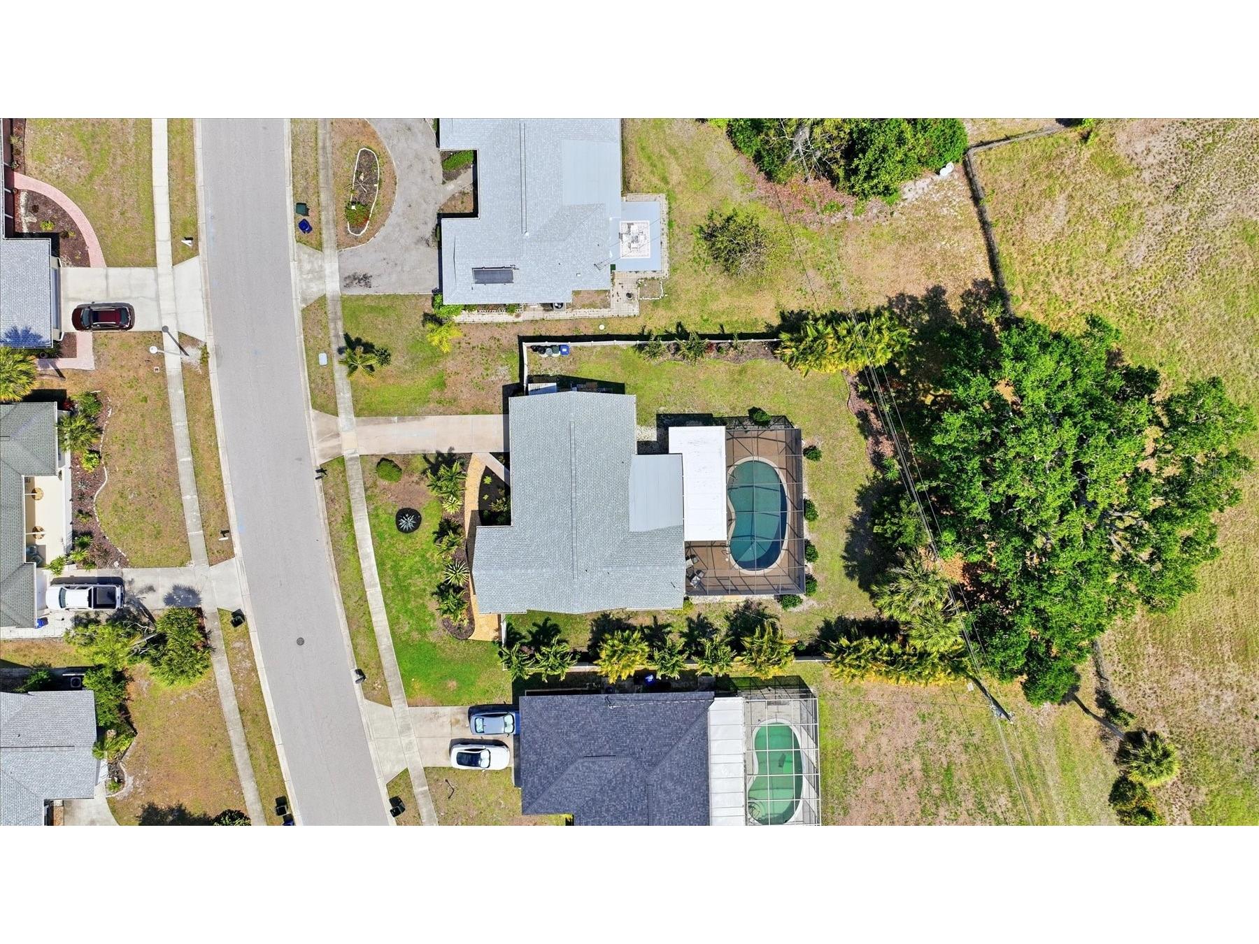 2486 Breakwater Circle Sarasota FL 34231 A4689678 image4