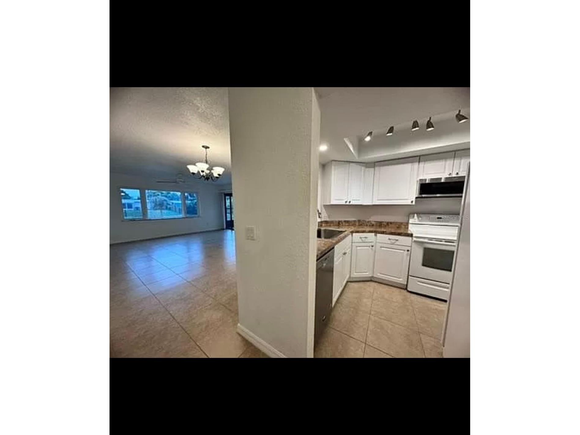 2486 Caring Way #17A Port Charlotte FL 33952 C7520192 image3