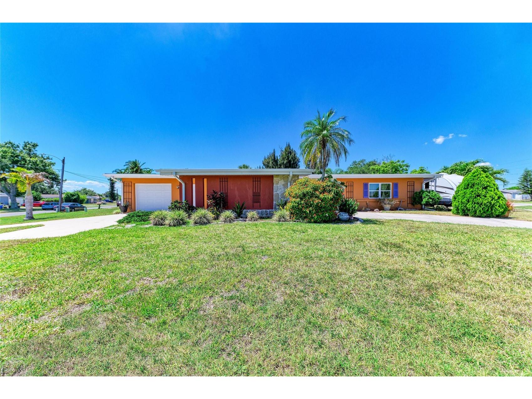 2486 Conway Boulevard Port Charlotte FL 33952 A4694043 image1