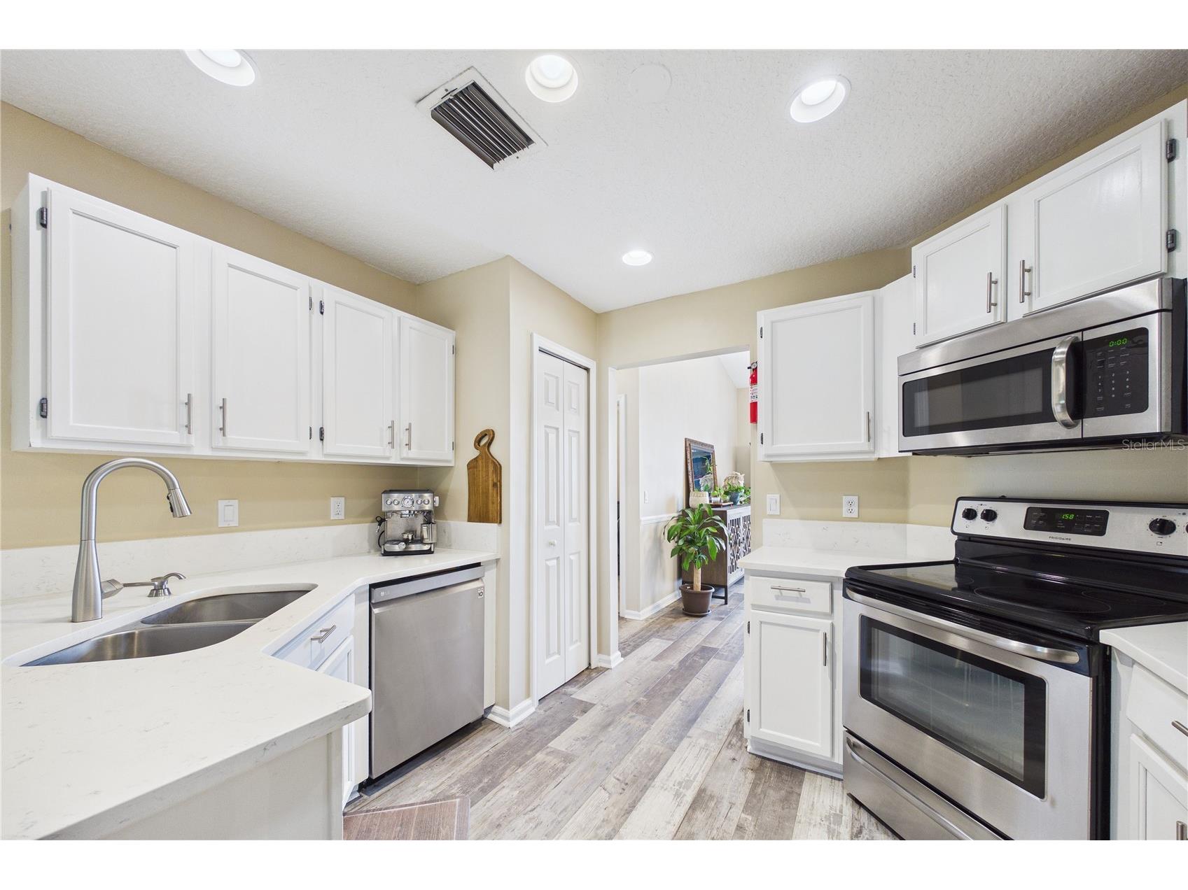 2487 Winged Elm Drive E Jacksonville FL 32246 O6395750 image9