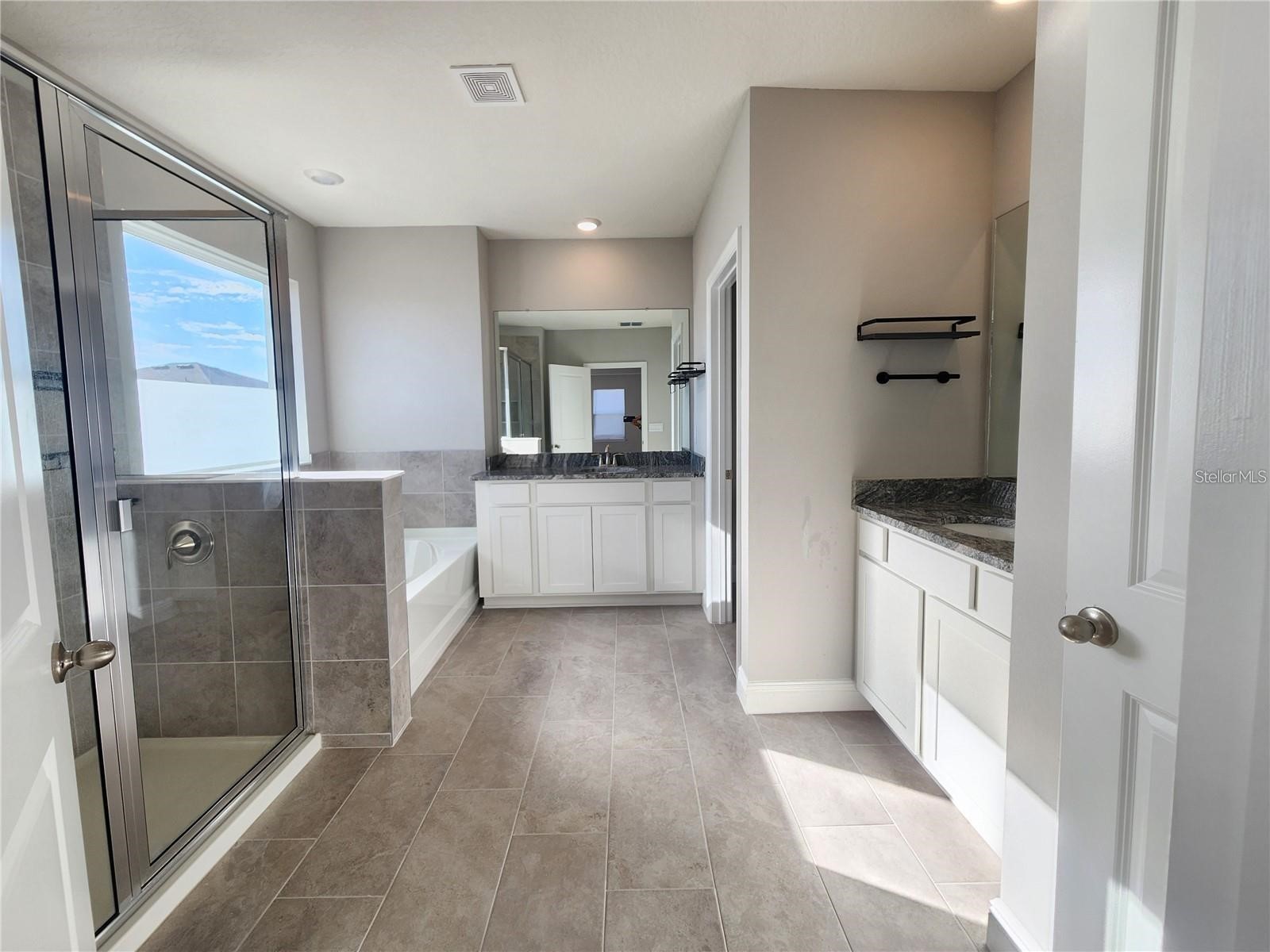 2488 Chapel Oak Bend Wesley Chapel FL 33543 TB8513327 image15