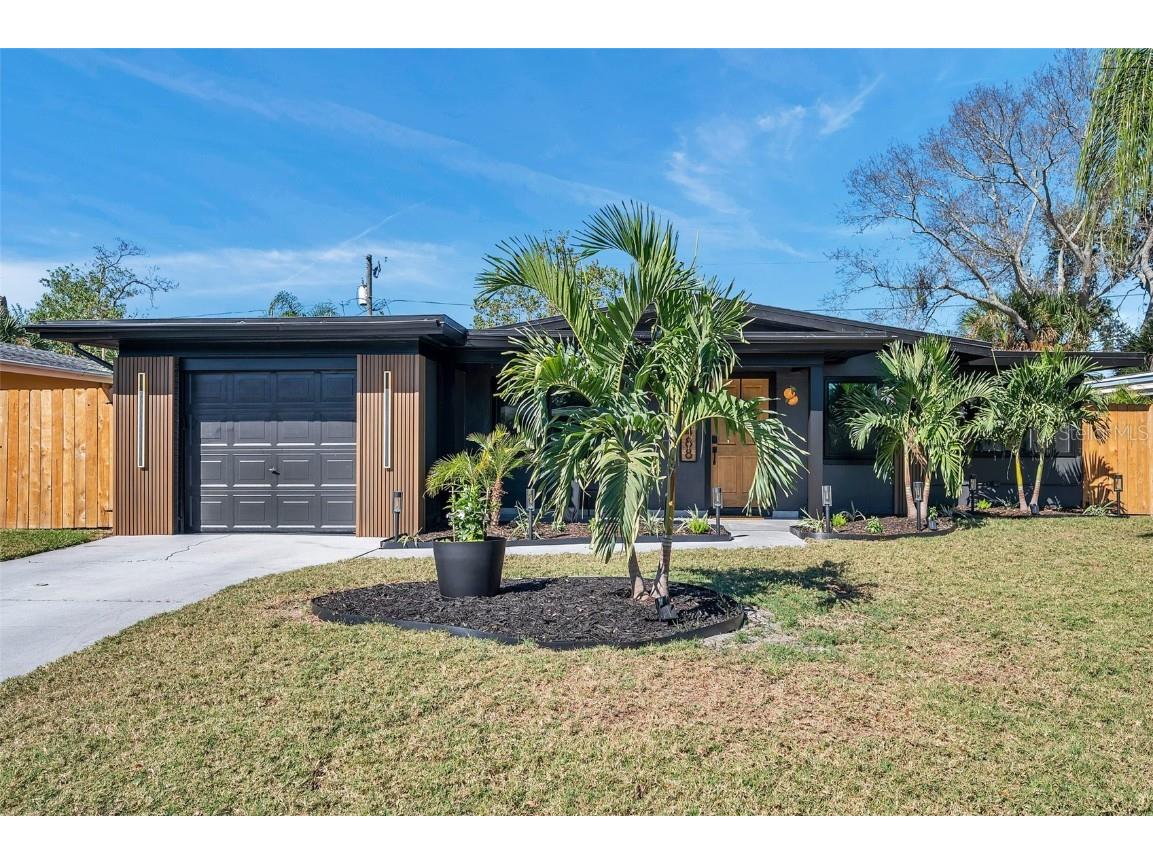 2488 Del Rio Way Dunedin FL 34698 U8219565 image1