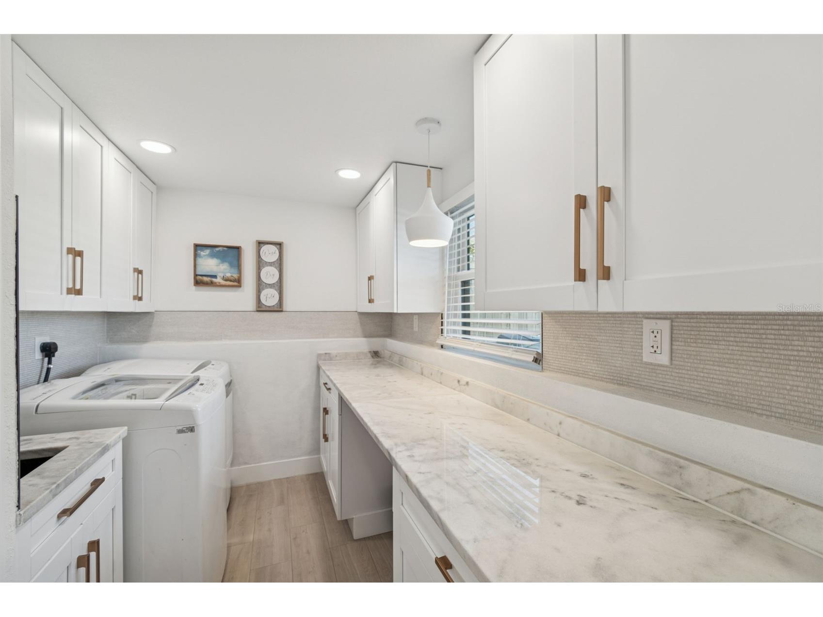 2488 Del Rio Way Dunedin FL 34698 TB8467861 image15