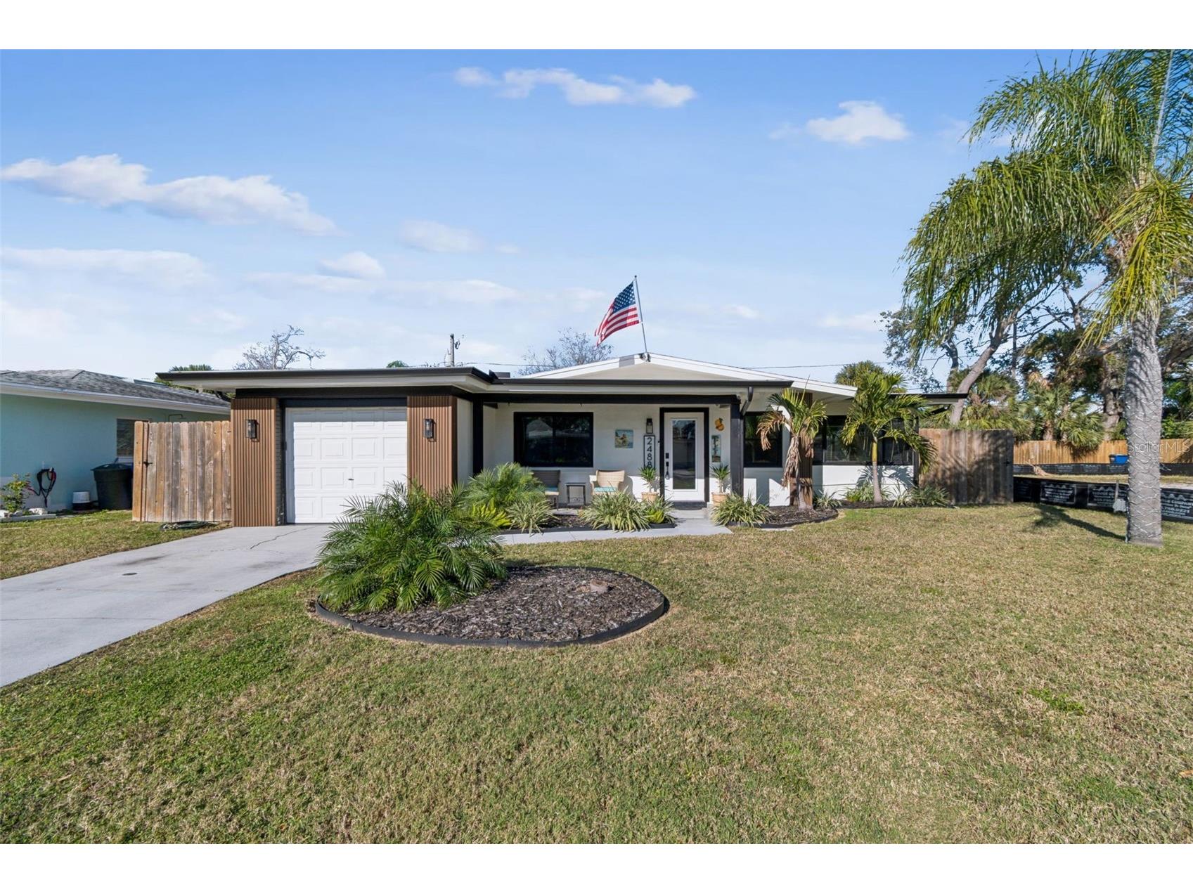2488 Del Rio Way Dunedin FL 34698 TB8467861 image3