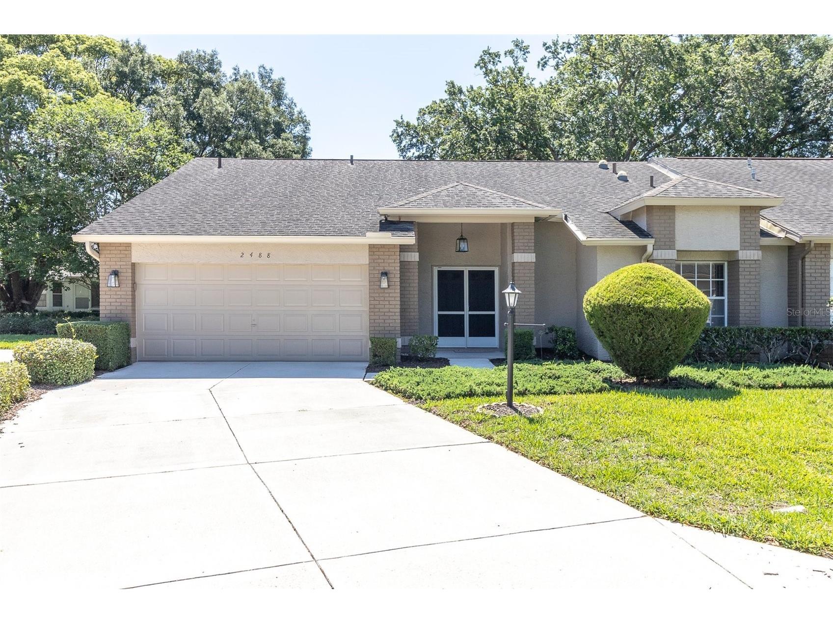 2488 Whispering Pines Court Spring Hill FL 34606 W7885865 image1