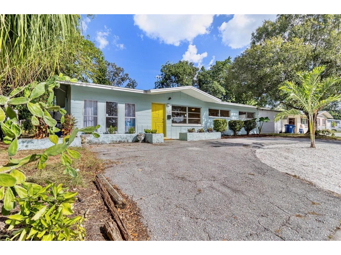2489 58th Street N Saint Petersburg FL 33710 U8210664 image1