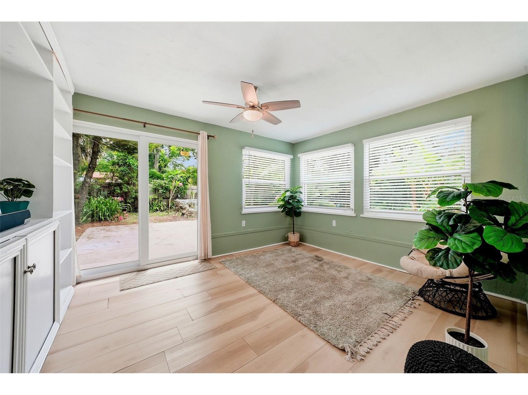 2489 58th Street N Saint Petersburg FL 33710 TB8513548 image32