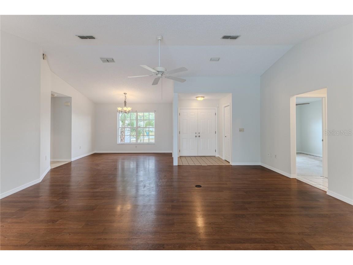 2489 Amherst Avenue Spring Hill FL 34609 W7880478 image10