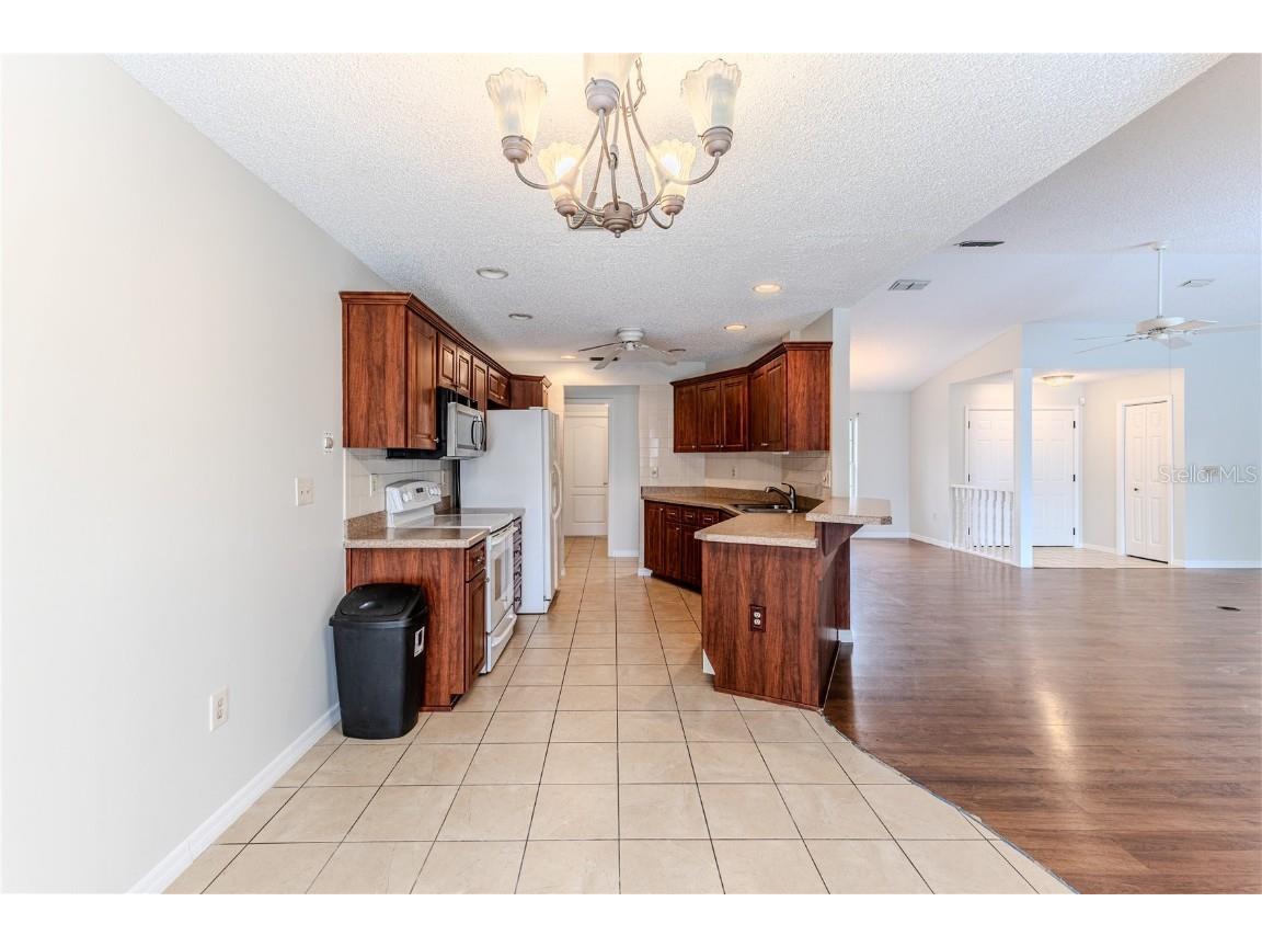 2489 Amherst Avenue Spring Hill FL 34609 W7880478 image15