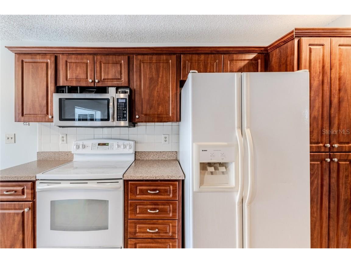 2489 Amherst Avenue Spring Hill FL 34609 W7880478 image17