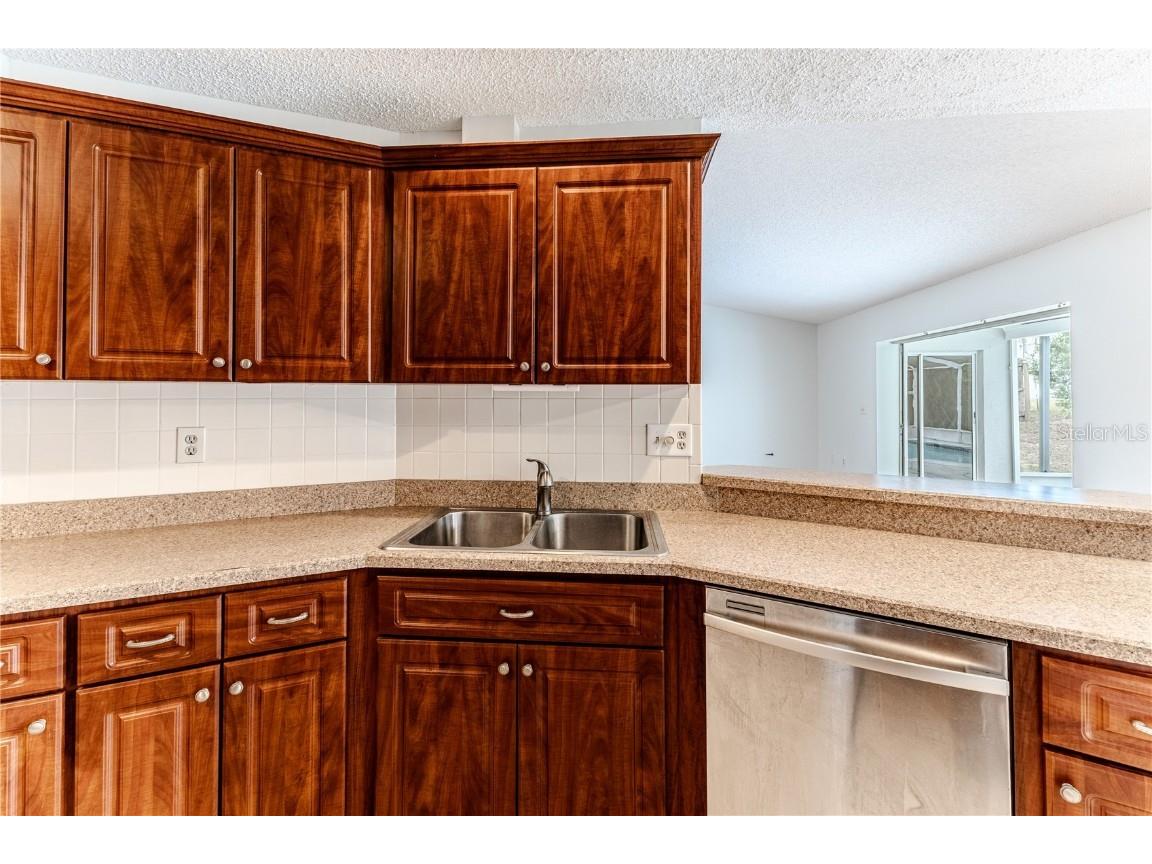 2489 Amherst Avenue Spring Hill FL 34609 W7880478 image18