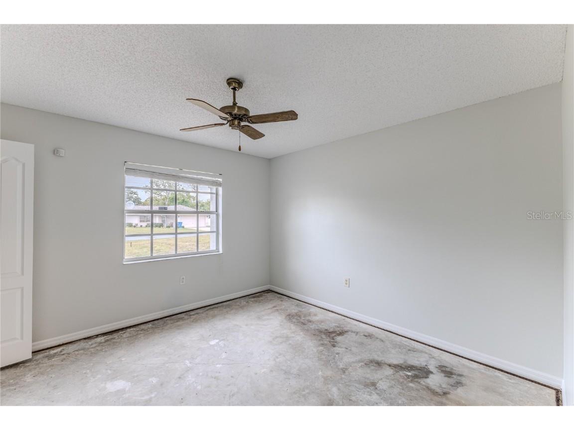 2489 Amherst Avenue Spring Hill FL 34609 W7880478 image20