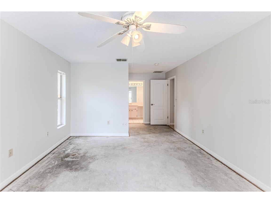 2489 Amherst Avenue Spring Hill FL 34609 W7880478 image32