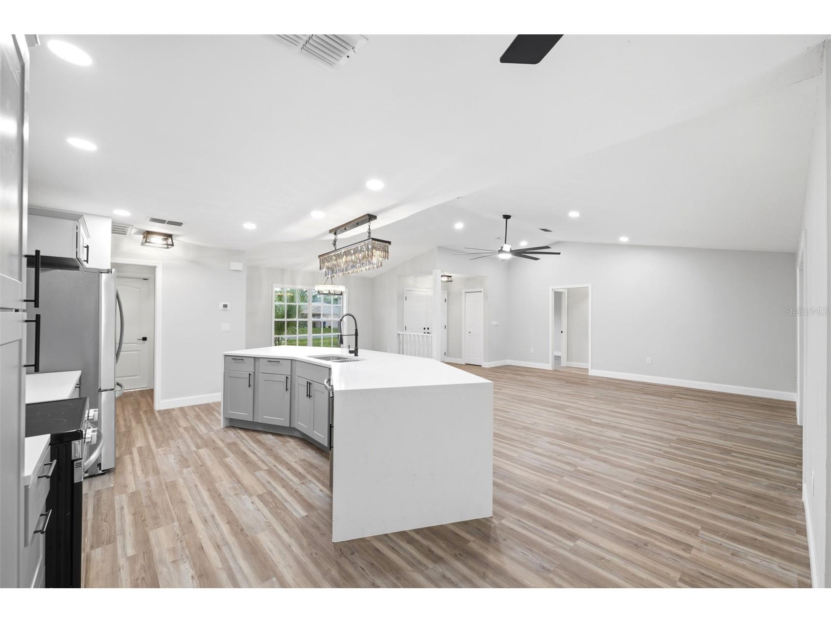 2489 Amherst Avenue Spring Hill FL 34609 W7886114 image21