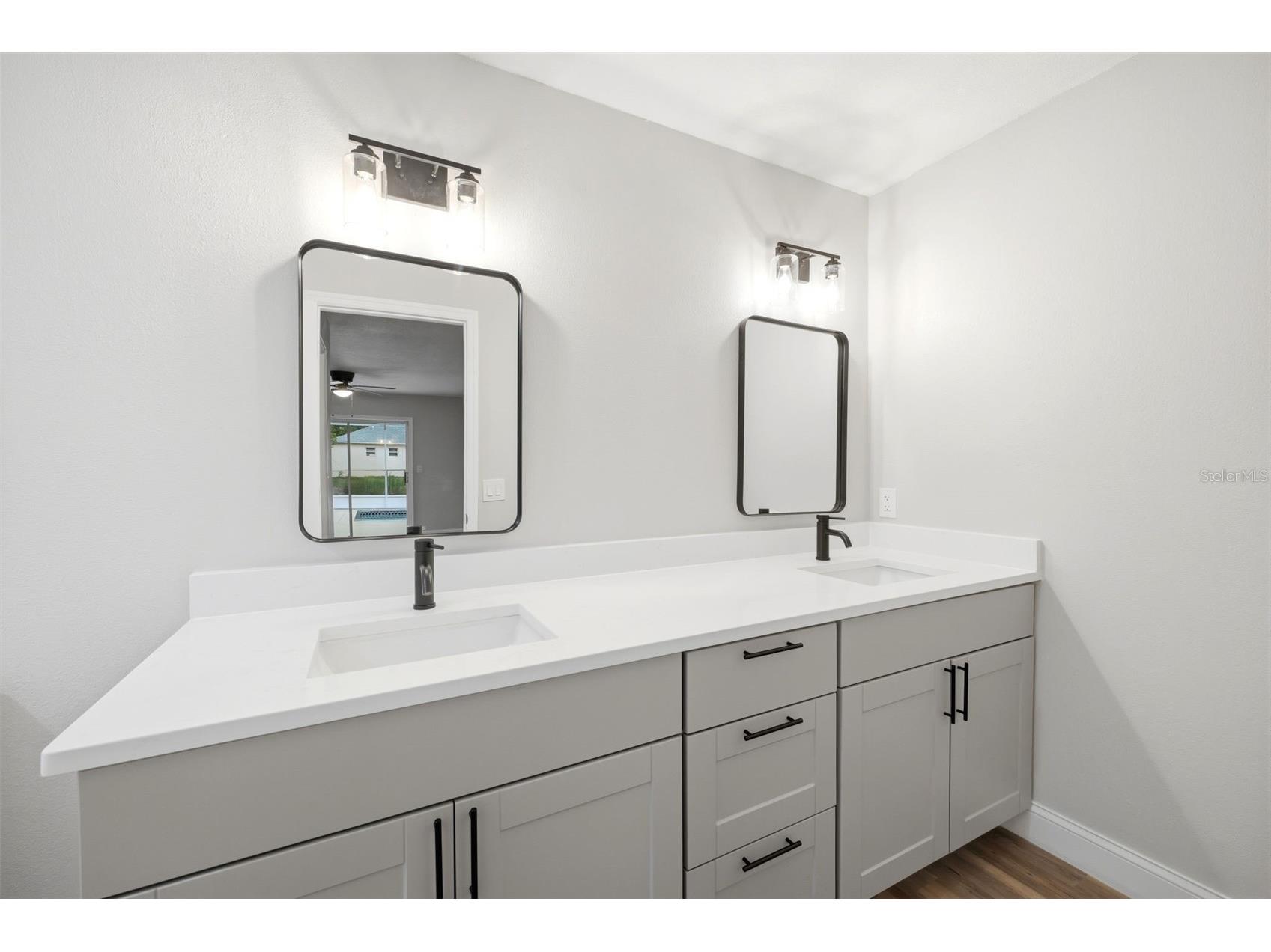 2489 Amherst Avenue Spring Hill FL 34609 W7886114 image33