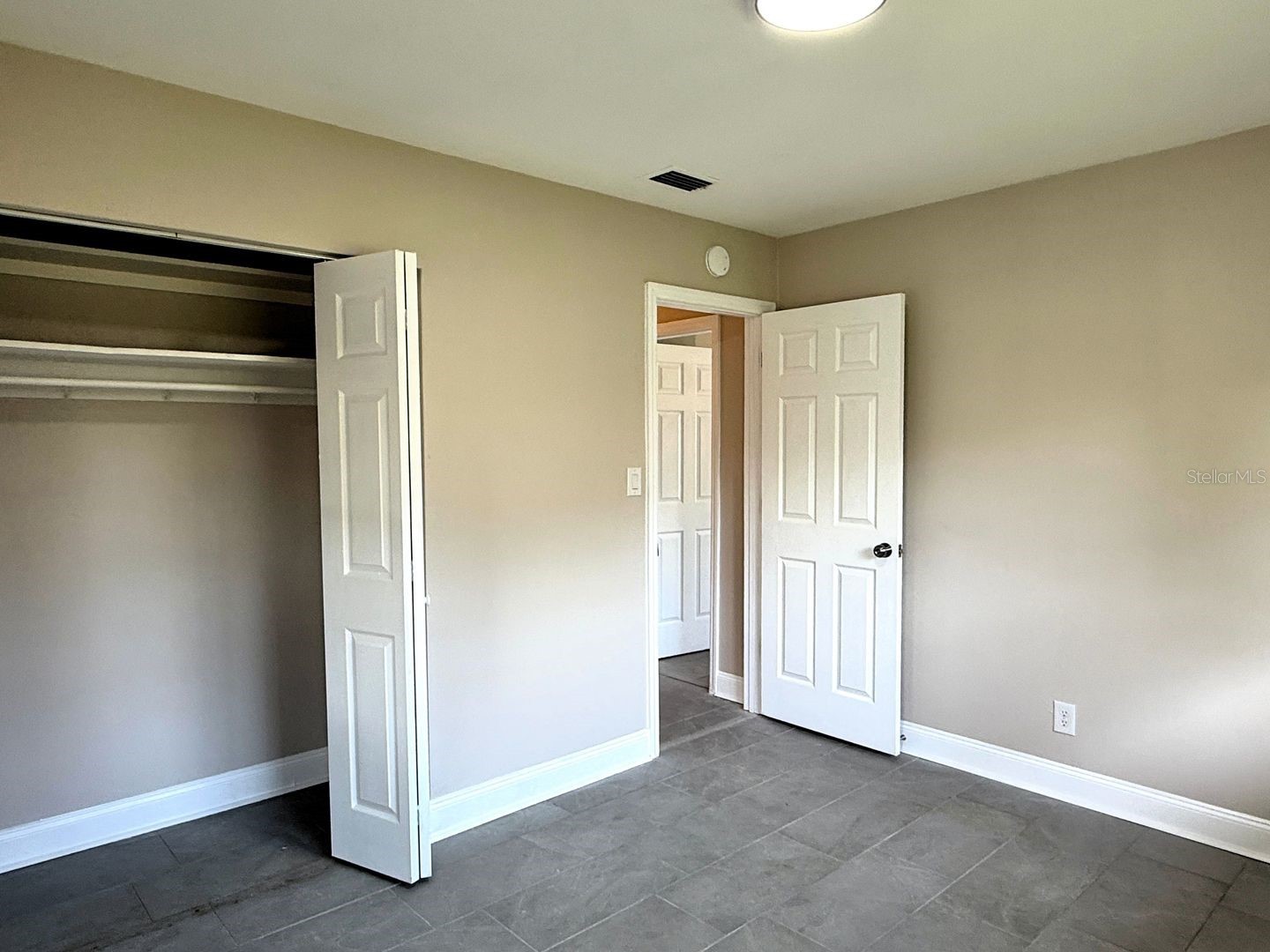 2489 Del Rio Way Dunedin FL 34698 TB8501155 image20