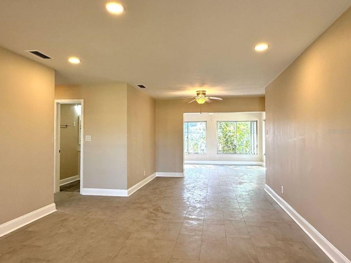 2489 Del Rio Way Dunedin FL 34698 TB8501155 image7