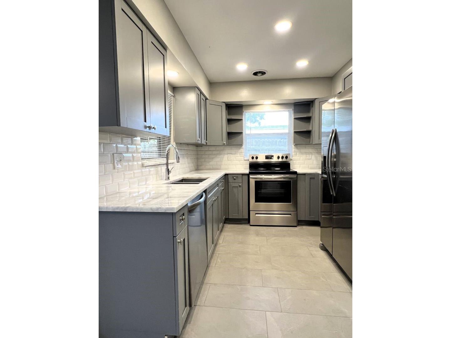 2489 Del Rio Way Dunedin FL 34698 TB8501155 image9
