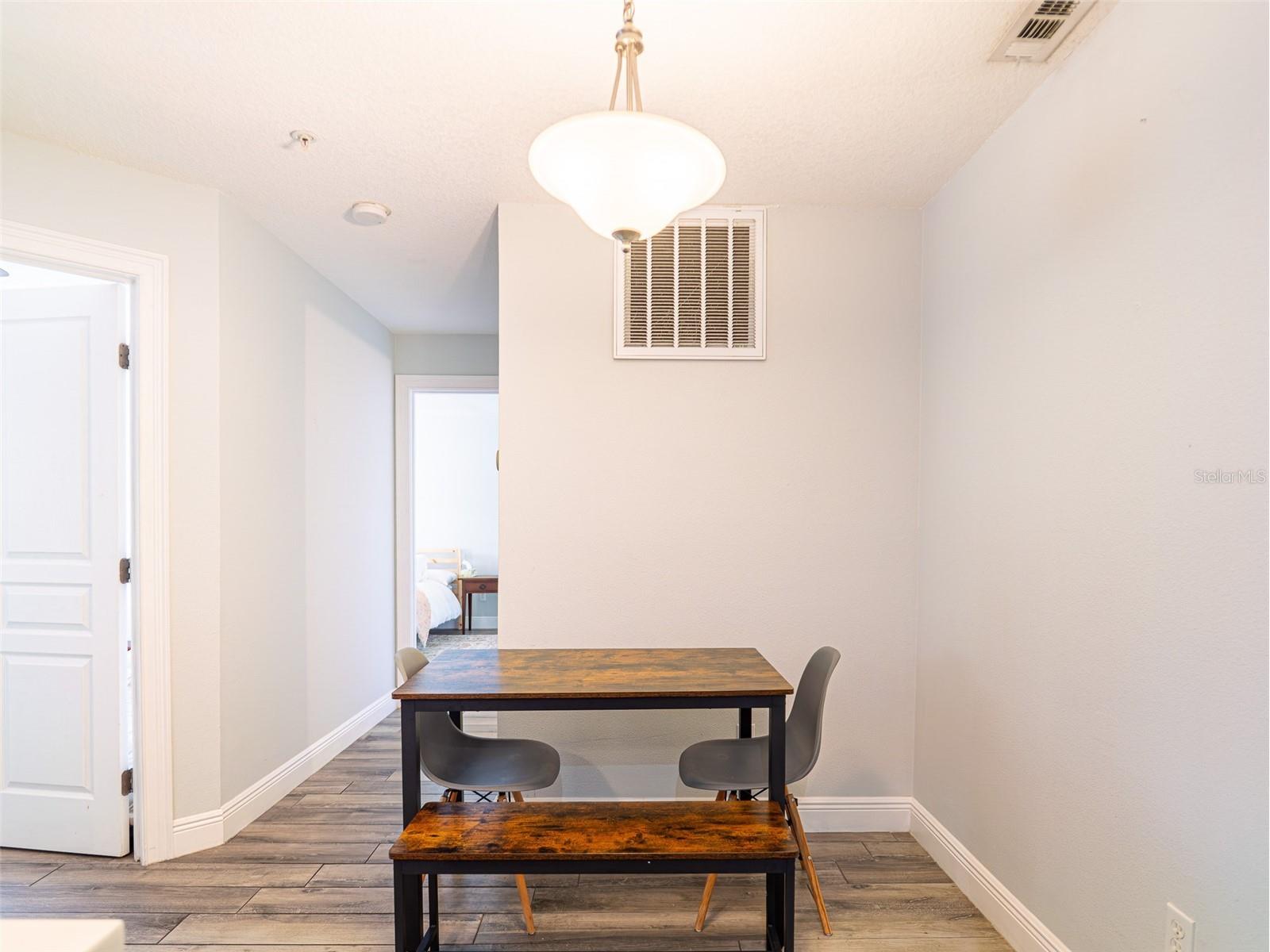 249 Afton Square #211 Altamonte Springs FL 32714 O6399800 image13