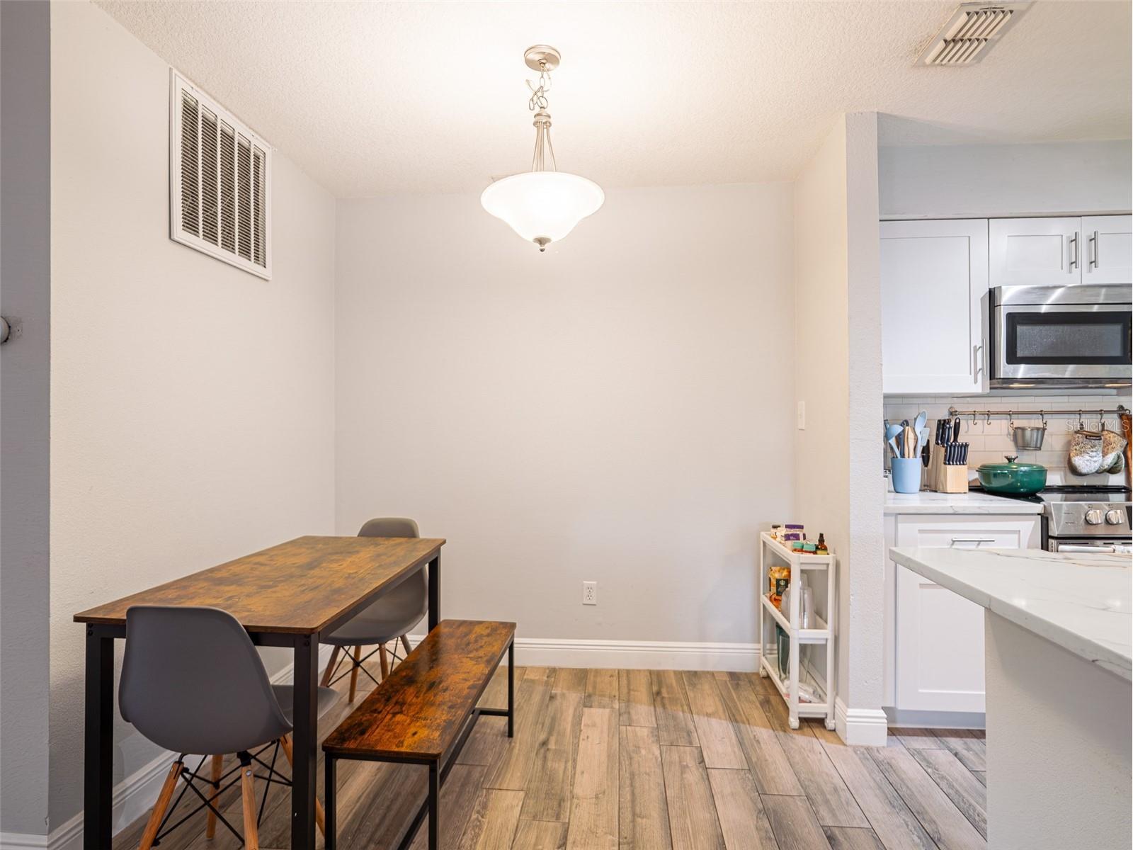 249 Afton Square #211 Altamonte Springs FL 32714 O6399800 image7