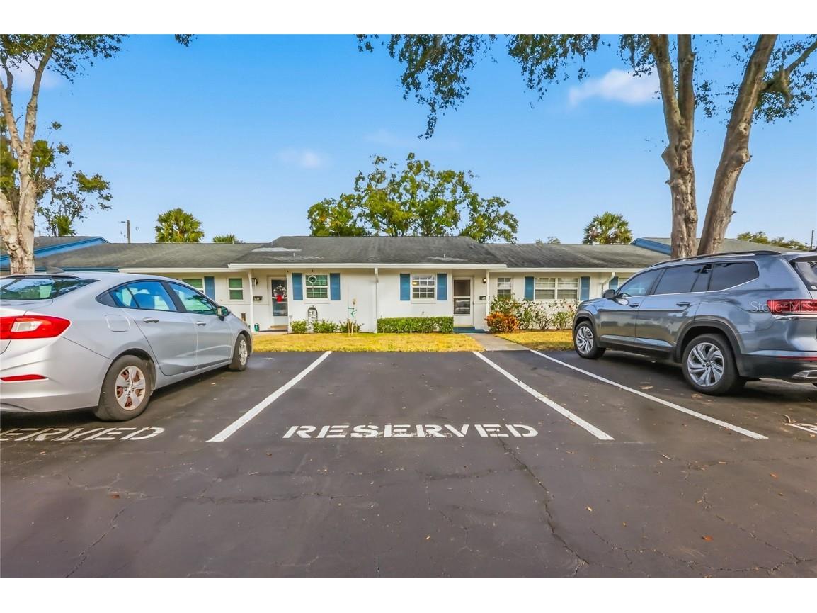 249 N Hill Avenue #30 Deland FL 32724 V4946364 image1